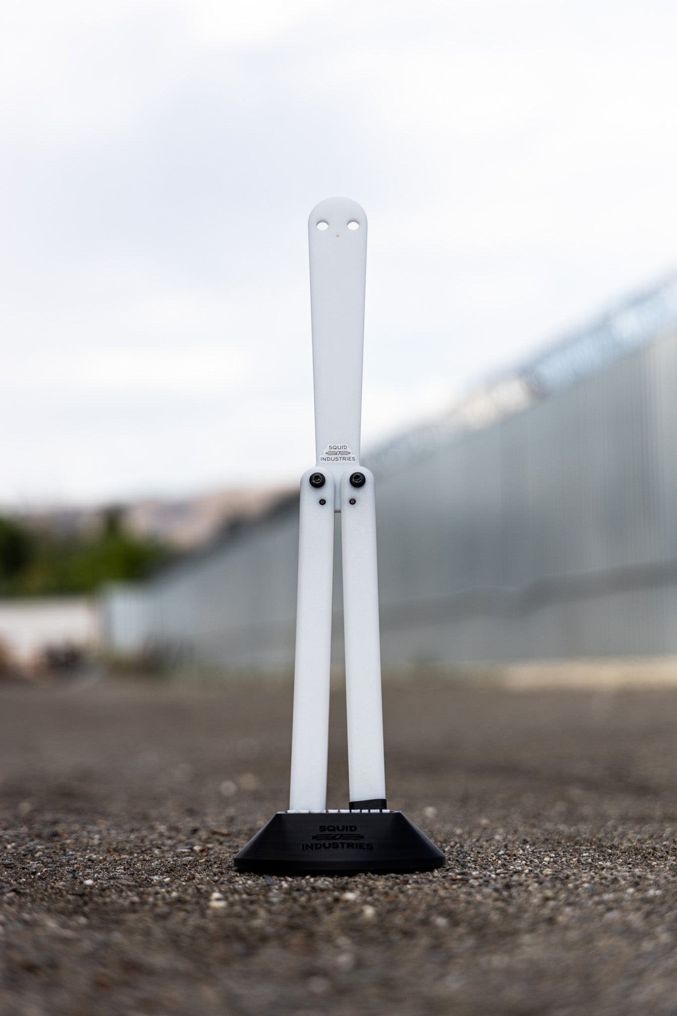 front picture of vertical squiddy-xl